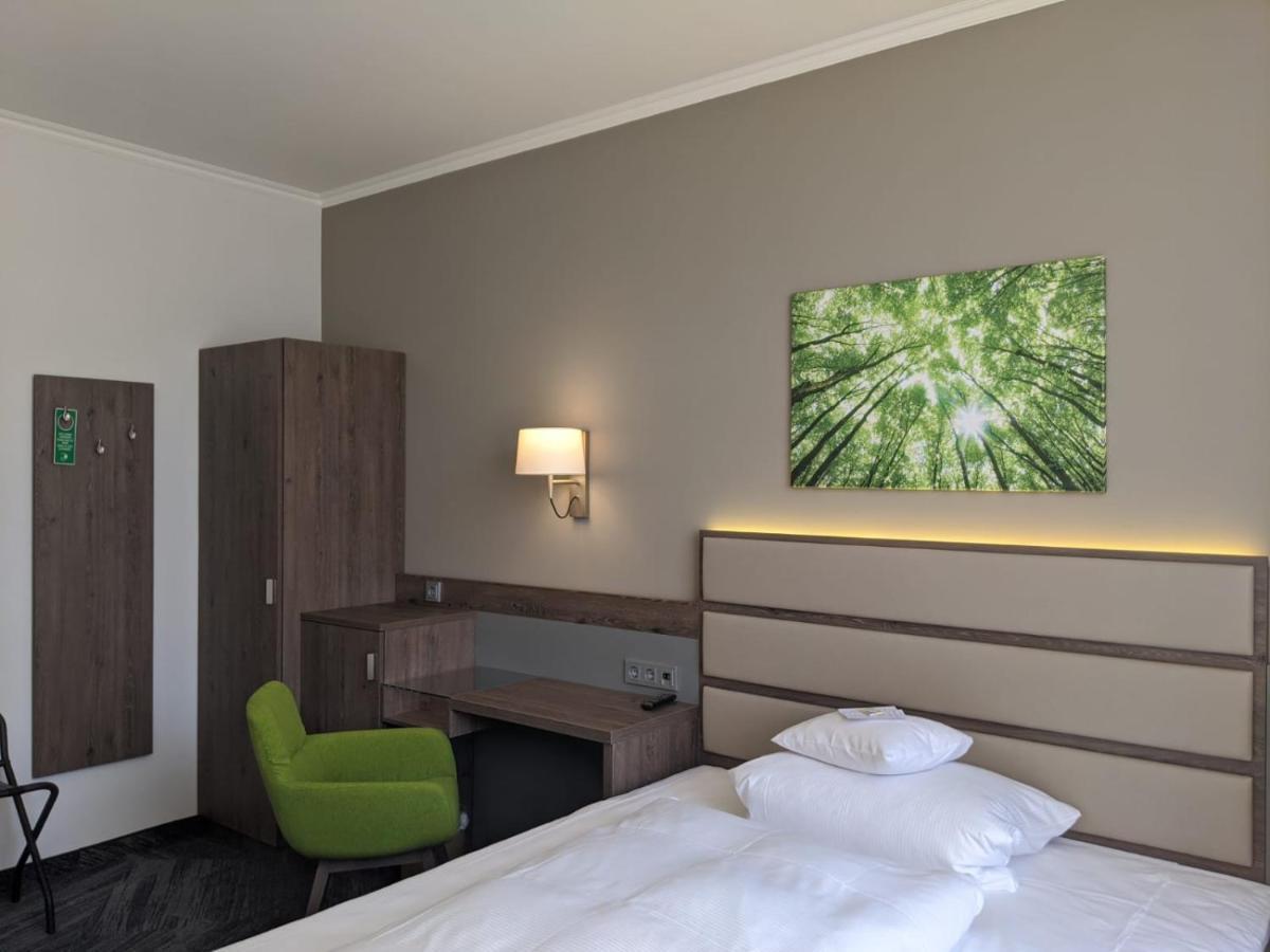 Parkhotel Am Taunus Oberursel Eksteriør billede