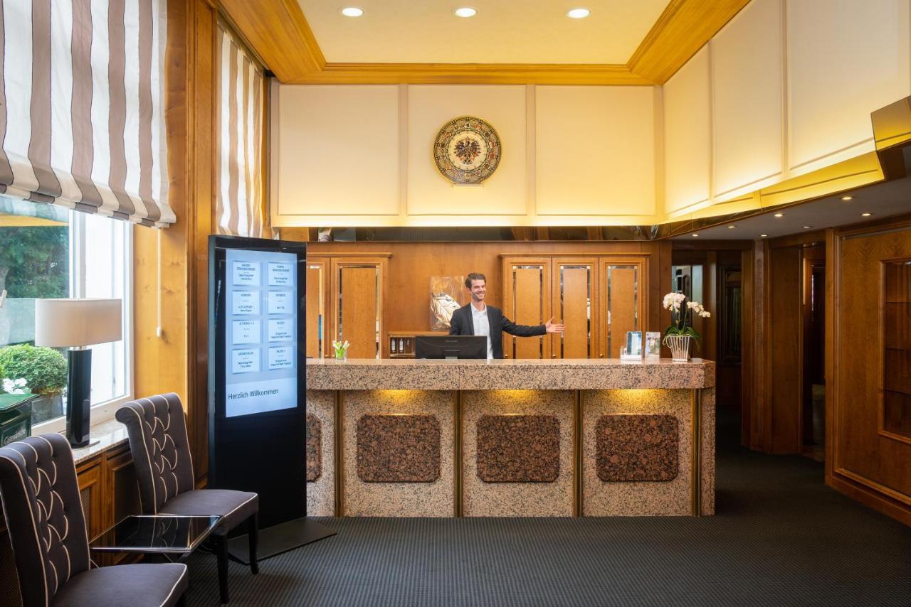 Parkhotel Am Taunus Oberursel Eksteriør billede